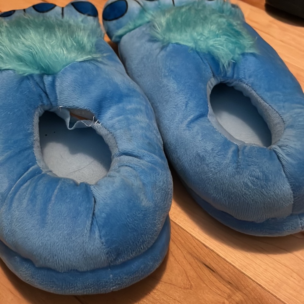 Monsters Inc style monster slippers - Picture 3 of 3